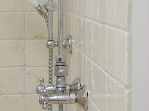 Handwerker + Fliesenleger für Fliesen, Mosaike und Platten - Kleinmachnow, Stahnsdorf und Teltow
